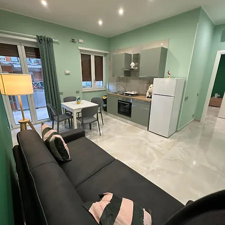 Karim's House לינה וארוחת בוקר פורטיצ'י