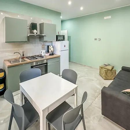 Karim's House 4*